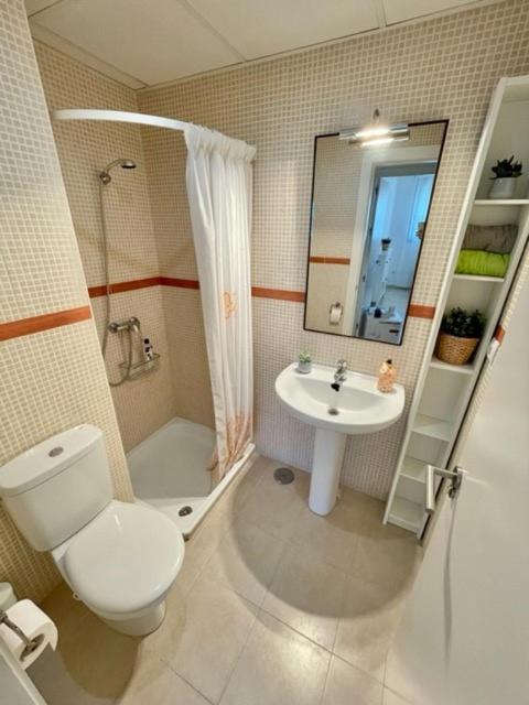 Gatu Premium Racimo, Terraza, Piscina, Aire Ac, Wifi Y Parking " Preferente Mayores De 25 Anos Y Familias " El Puerto de Santa Maria Exterior photo