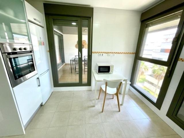 Gatu Premium Racimo, Terraza, Piscina, Aire Ac, Wifi Y Parking " Preferente Mayores De 25 Anos Y Familias " El Puerto de Santa Maria Exterior photo